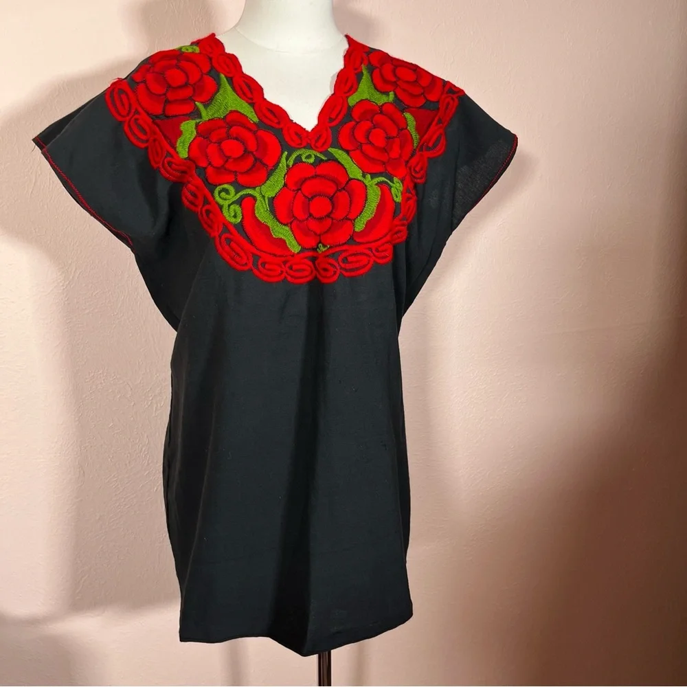 Vintage Bohemian Handmade Mexican Embroidered Red Floral Black Tunic Blouse - Picture 10 of 17